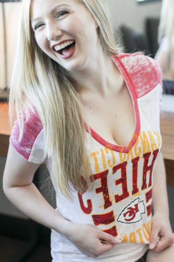 Aleashe from Kansas City Missouri #bGBPltow